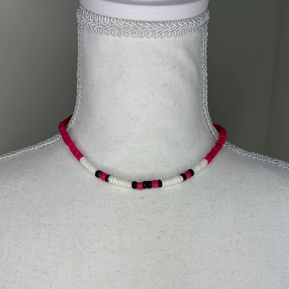 Retro Pink, Brown & White “Surfer Girl” Beaded Necklace